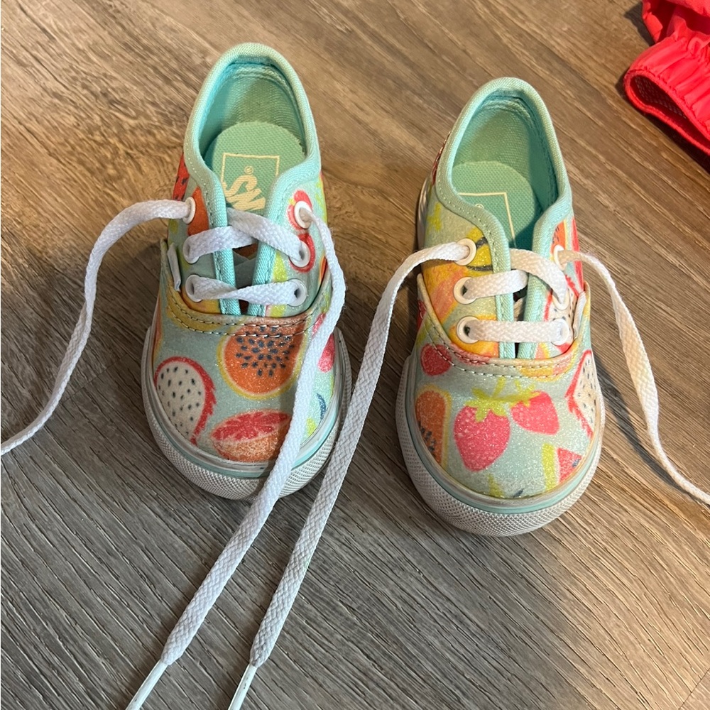 Great conditio Baby Girl Vans Size 5